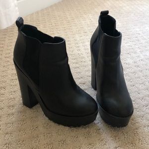 Steve Madden Leather Booties